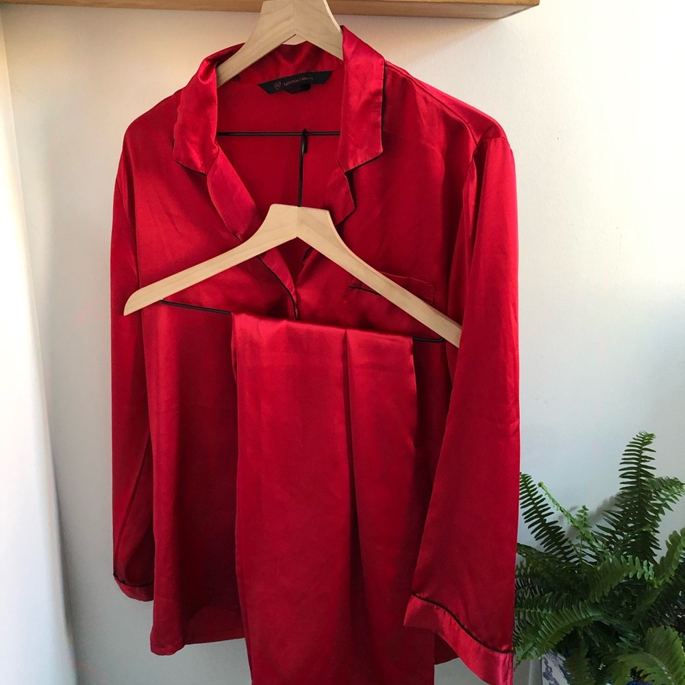 Victoria’s Secret After Hours Satin Pajama Set M